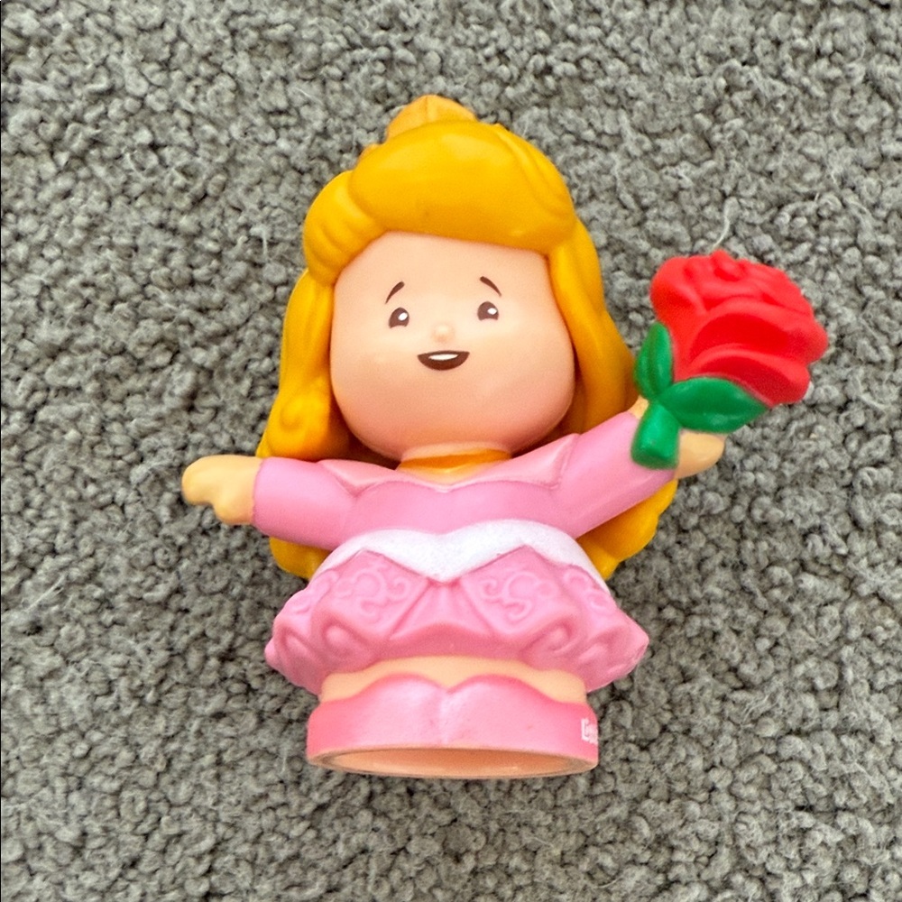Colorful Princess Mini Doll Set - Picture 5 of 16